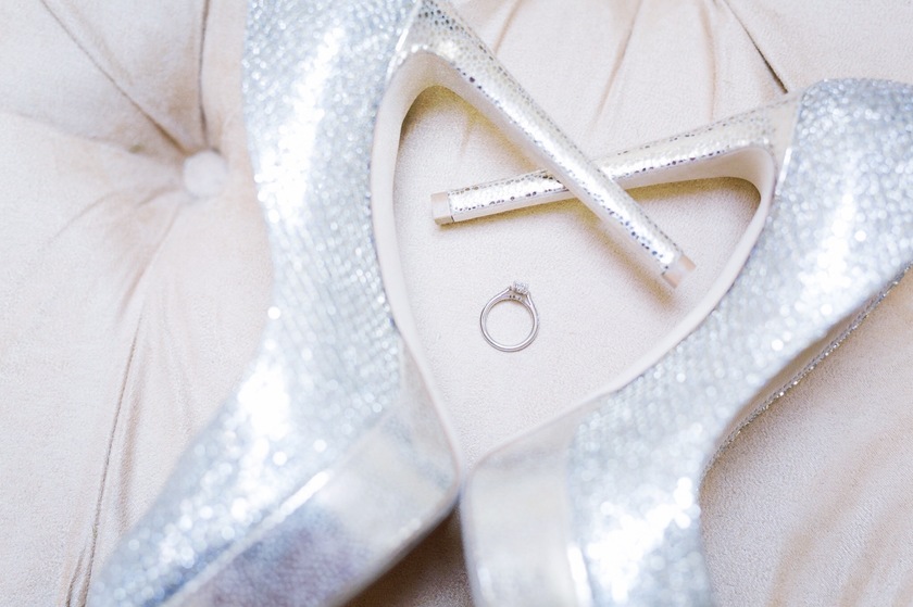 Which is Your "Destined Pair"? A Special Feature on Real Brides' Bridal Shoes Found on Instagram♡*にて紹介している画像