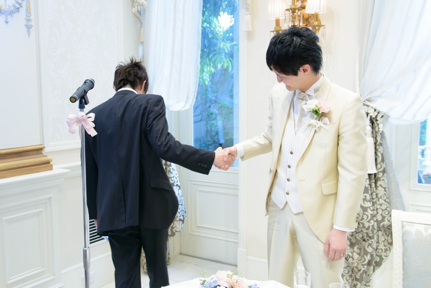 Courtesy Even Among Close Friends: Essential Manners and Tips for Requesting a "Friend Speech"にて紹介している画像