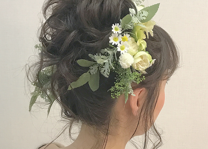 花嫁 髪型 小花