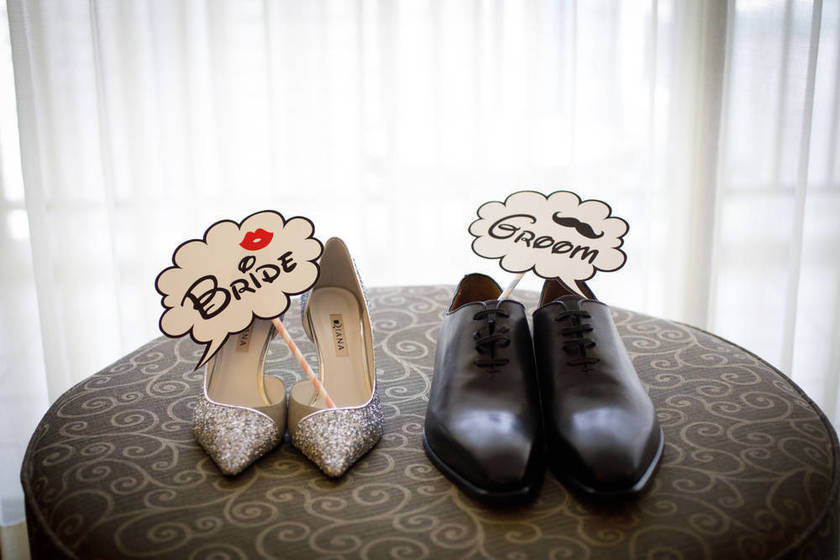 "7 Troubling and Hilarious Stories from Newlyweds Found Under the #WeddingRegrets Tag"にて紹介している画像