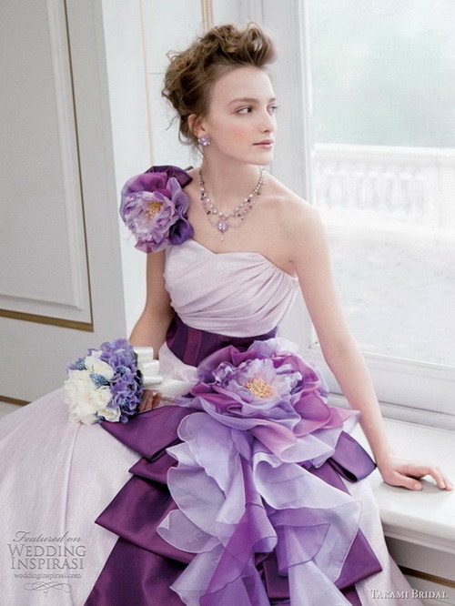 Sexy? Rapunzel? The Colored Dress is Perfect with Flower Designs!! *Purple Edition*にて紹介している画像