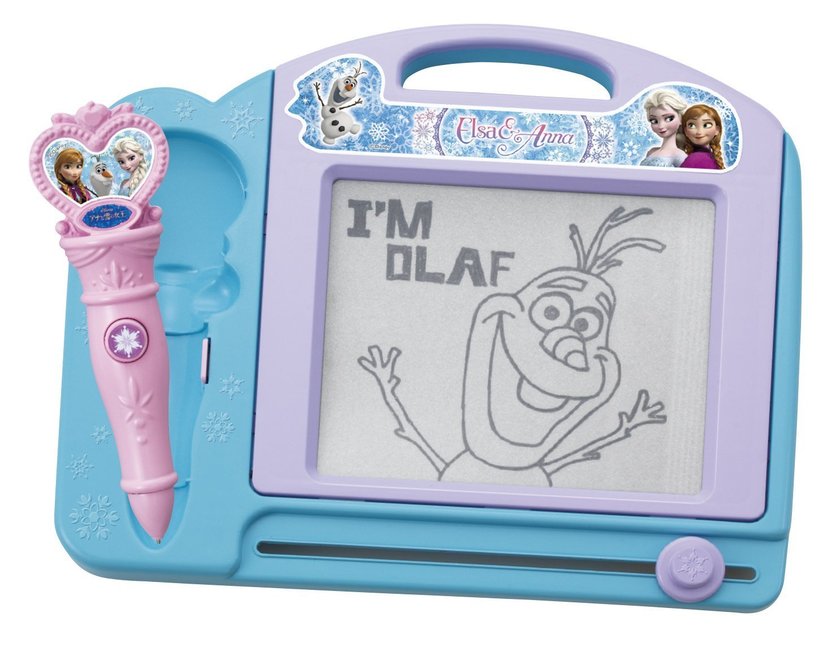 "Trendy Name Tags for Kids: Write Their Names on 'Drawing Boards' Available at 100 Yen Shops!"にて紹介している画像