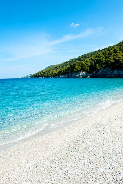 "I Want to Recreate the Brightest and Happiest Wedding in the World: Inspired by 'Mamma Mia!'"にて紹介している画像