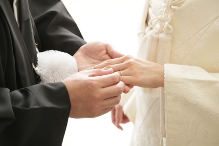 "Preparing for Pre-Shoot! A Complete Guide to Beautiful 'Hand Shots' in Japanese Traditional Attire"にて紹介している画像