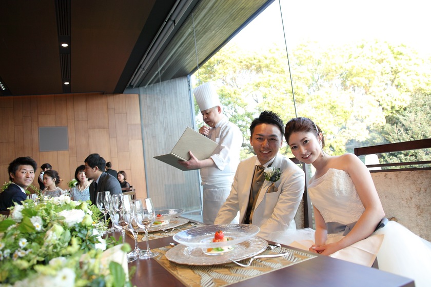 让用餐的开始更加精彩♡ 在欢谈前想要播放的〔让用餐愉快的BGM〕6首歌曲♩にて紹介している画像