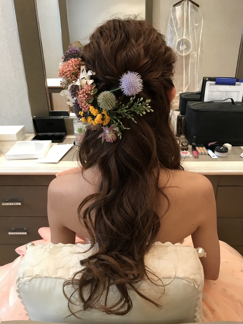 こんな演出初めて見た＊卒花嫁さんがゲストに仕掛けた、結婚式の素敵サプライズアイデアまとめ♡にて紹介している画像