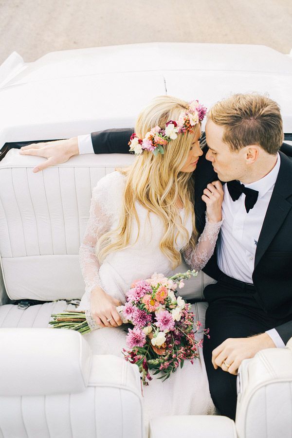 Hair Adorned with Flowers ♡ Dreaming of a Beautiful and Cute Floral Crown Like a Princess!にて紹介している画像