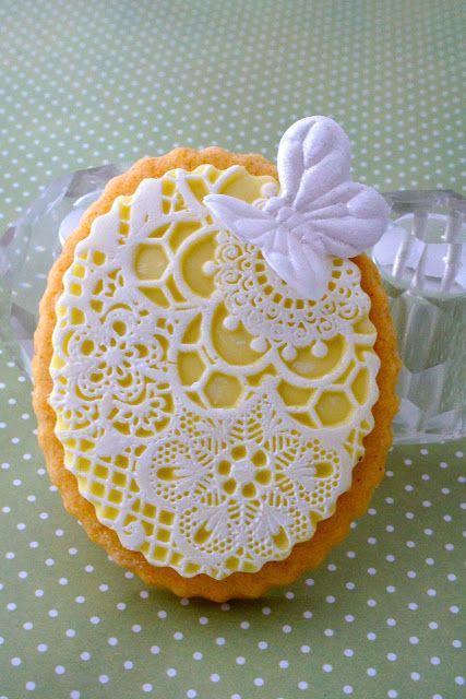 レース模様が可愛いクッキーをあつめました♡にて紹介している画像
