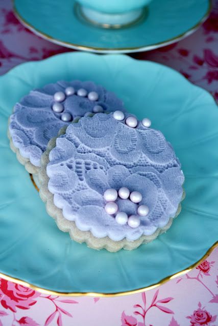 レース模様が可愛いクッキーをあつめました♡にて紹介している画像