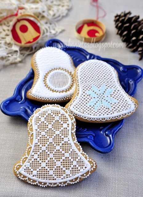 レース模様が可愛いクッキーをあつめました♡にて紹介している画像