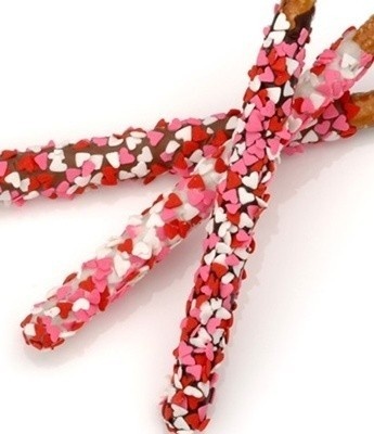 Valentine's Day Treats: Adorable Heart-Shaped Mini Sweets Showcase!にて紹介している画像