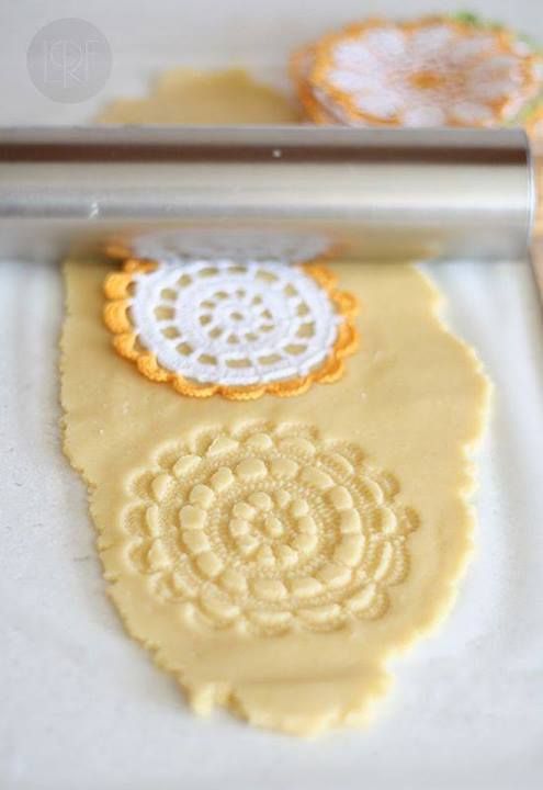 レース模様が可愛いクッキーをあつめました♡にて紹介している画像