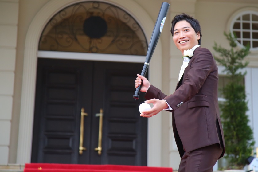 "He's the Star Too!! A Complete Guide to Spotlighting the Groom in Weddings and Receptions"にて紹介している画像