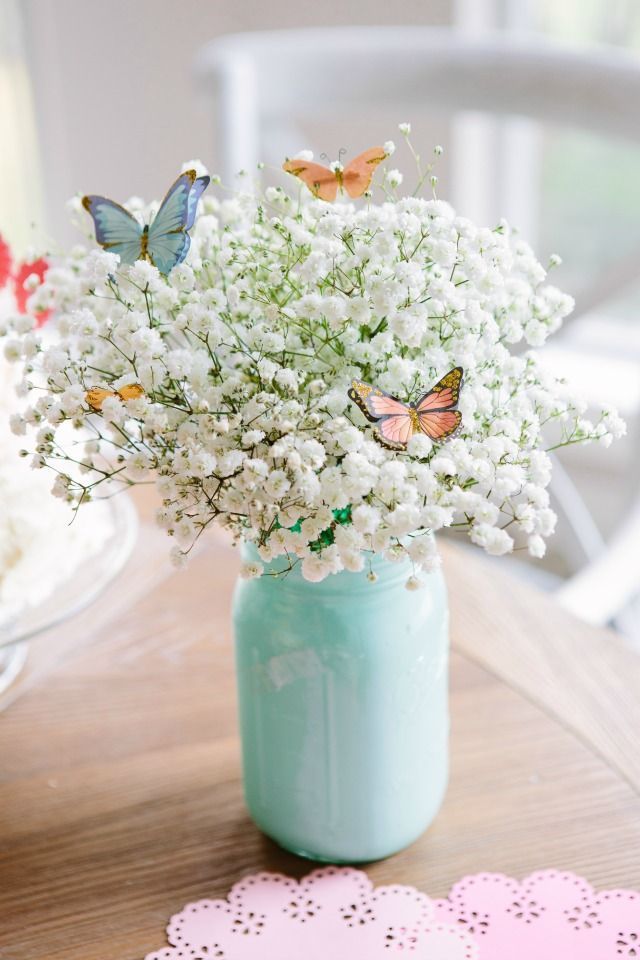 "I Never Knew She Was This Cute! Wedding Ideas Featuring Baby's Breath♡"にて紹介している画像