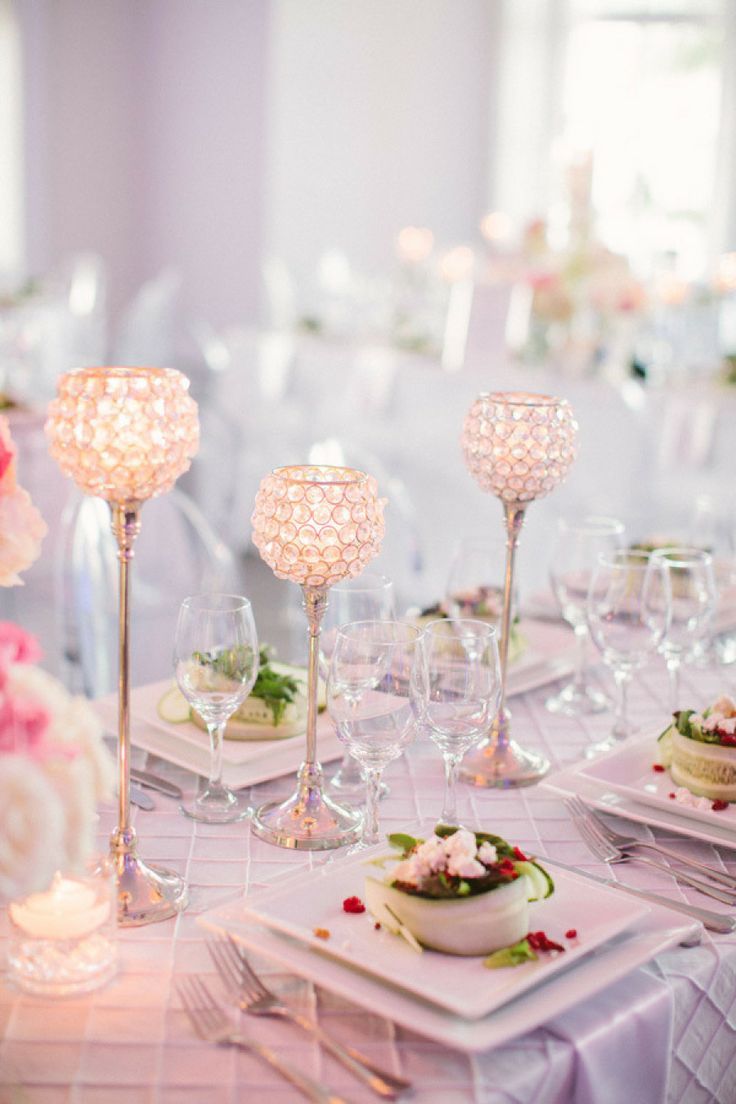 Gathering Images of Pink Candlesにて紹介している画像