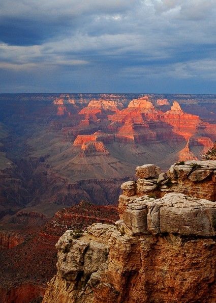 Must-Visit Destinations Before You Die! Touching Wedding Moments in the World's Breathtaking Scenery ♡にて紹介している画像