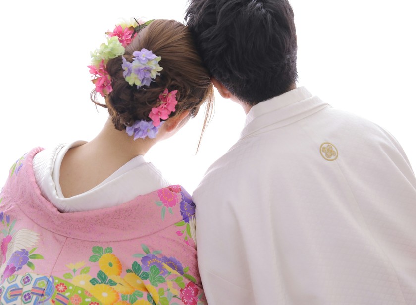 "Must-Check Before the Shoot! A Comprehensive Collection of Stunning Shots and Classic Poses for Traditional Japanese Wedding Photography"にて紹介している画像