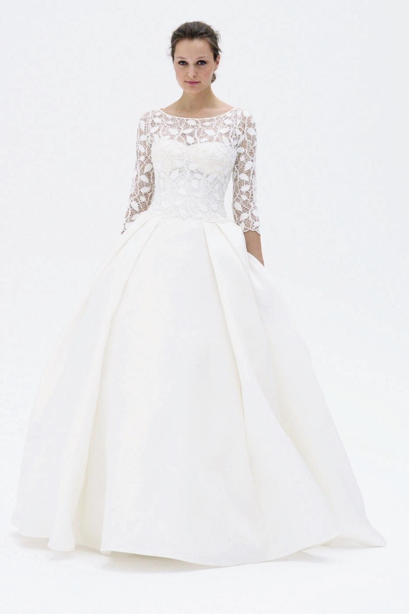 All About Trendy Imported Dresses: 8 Popular Overseas Wedding Dress Brands You Need to Know ♡にて紹介している画像