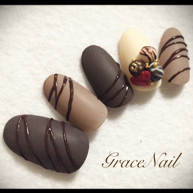 Just Like the Real Thing! This Year’s Valentine's Nails Will Be a GODIVA-Inspired Masterpiece♡にて紹介している画像