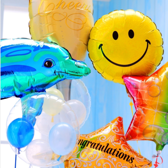 "Adorable and Convenient: The Perfect Balloon Telegram to Send to Friends and Bridesmaids!"にて紹介している画像