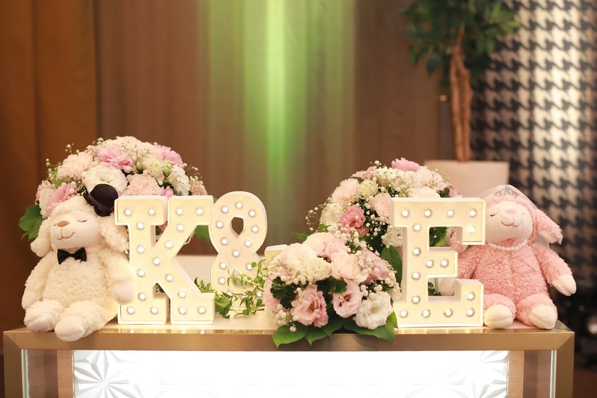 6 Wedding Items You Can Use Twice: Perfect for Both Pre-Wedding Shoots and Wedding Day Decor!にて紹介している画像