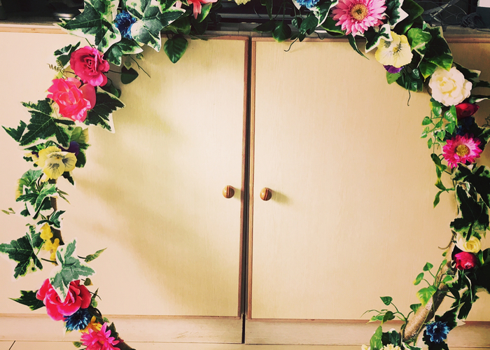 フラフープを使ったフォトリースの作り方 | marry[マリー]