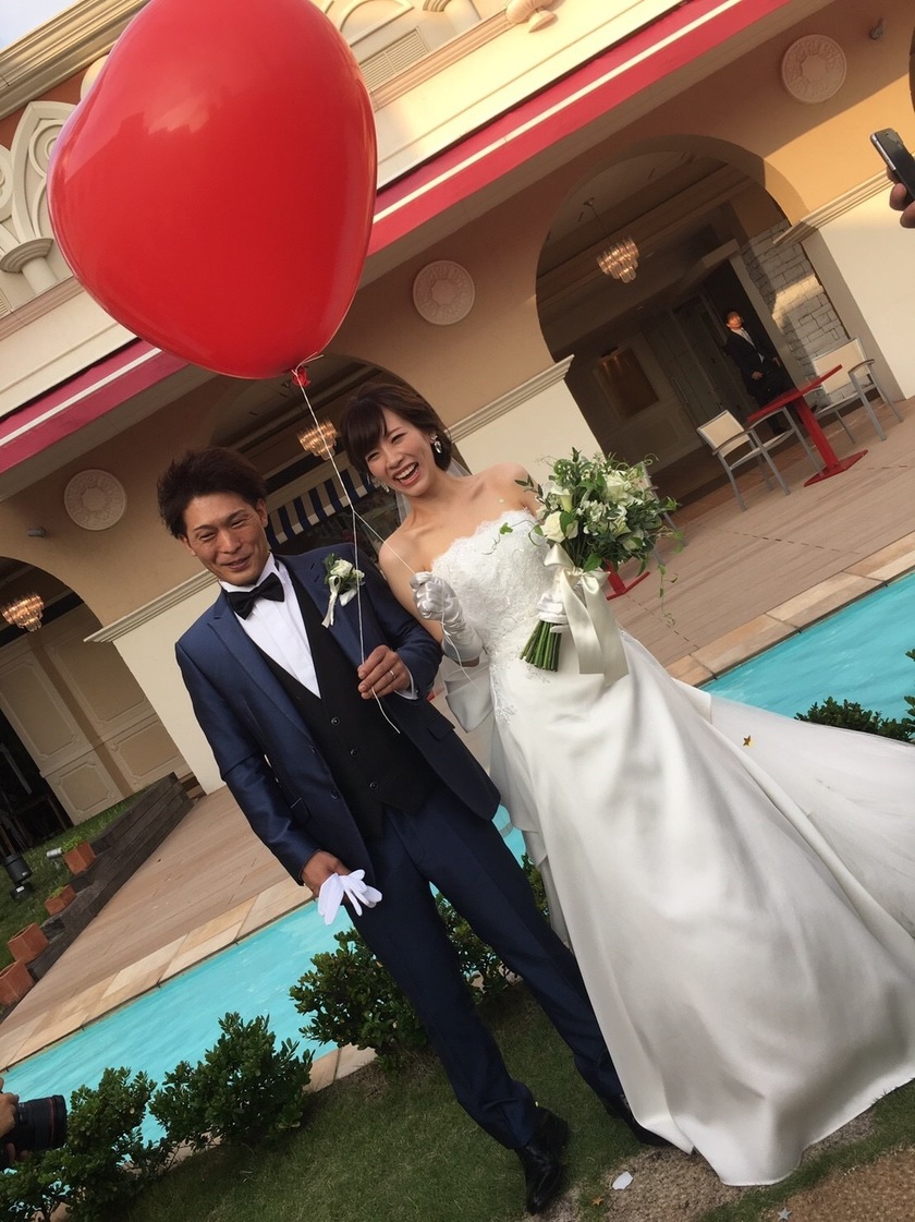 何色・どんな形にする？バルーンリリースやドロップ＆フライの時に新郎新婦さんが持つ風船まとめ＊にて紹介している画像