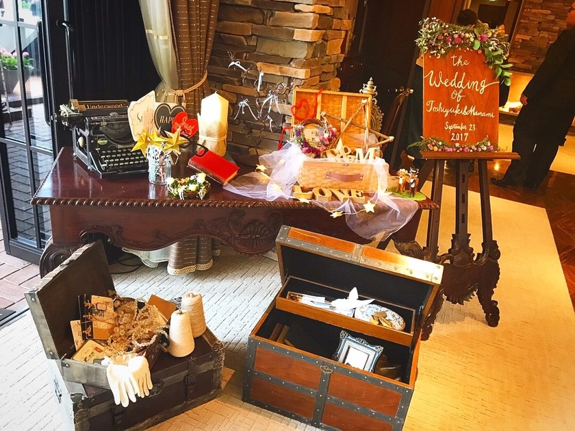 10 Essential Wedding Items to Display in Your Welcome Space: A Guide with Examples ♡にて紹介している画像