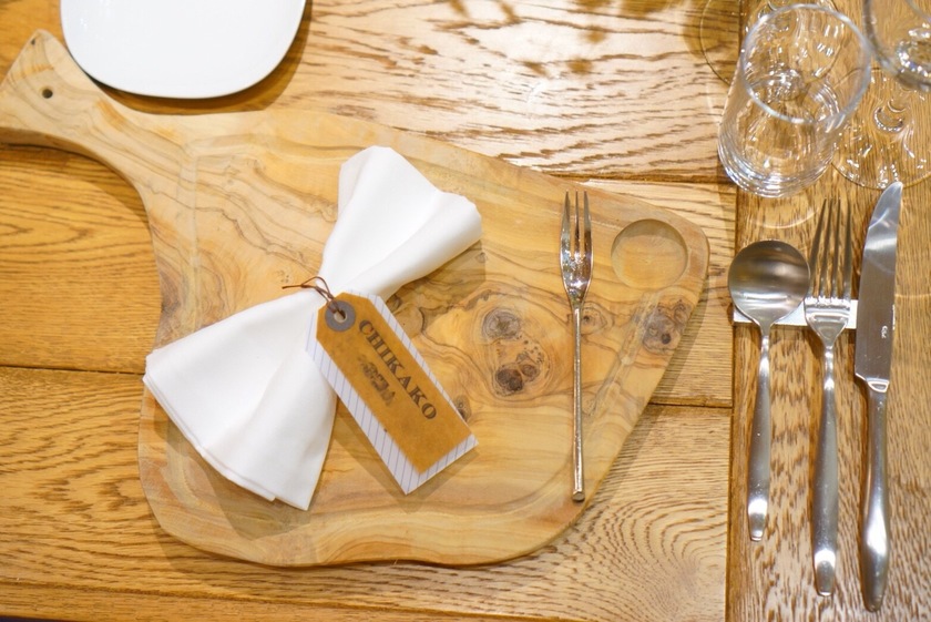 "First Time Seeing This! A Stylish and Unique Collection of 'Handmade Place Cards' from Senior Brides ♡"にて紹介している画像