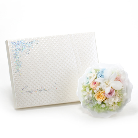 "Celebrate the Newlyweds with Adorable Telegrams! 9 Cute Telegrams to Decorate Your Welcome Space ♩"にて紹介している画像
