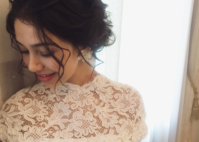 ふんわり可愛い ブライダルヘアを作る為の耳の隠し方5パターン Marry マリー