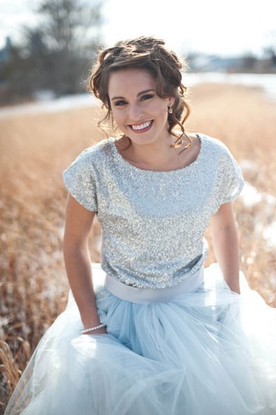 私、魔法に掛けられた？淡いブルーのドレスで、まるでシンデレラ気分のお姫様♡にて紹介している画像