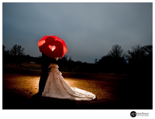 2月14日は聖なるバレンタインday♡とびっきりのweddingを♡にて紹介している画像