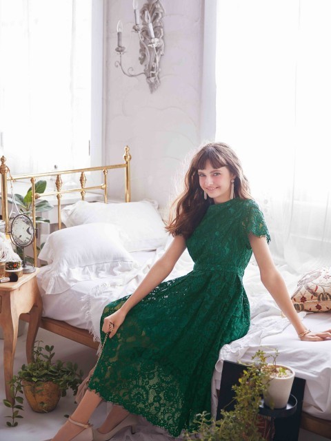 "Charming and Stylish 'Guest Dresses' to Buy Now and Wear Until Spring ♡"にて紹介している画像