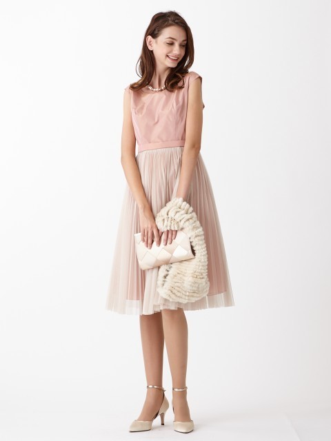 "Charming and Stylish 'Guest Dresses' to Buy Now and Wear Until Spring ♡"にて紹介している画像