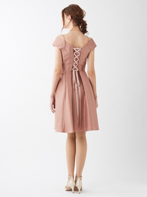 "Charming and Stylish 'Guest Dresses' to Buy Now and Wear Until Spring ♡"にて紹介している画像
