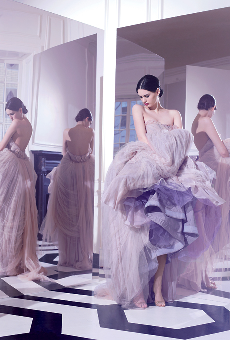 Charming Polarized Colors: A Romantic Gradient Chiffon Dress in Fluffy Style＊にて紹介している画像