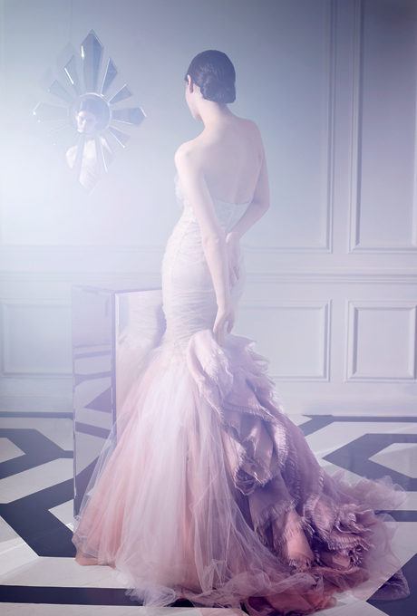 Charming Polarized Colors: A Romantic Gradient Chiffon Dress in Fluffy Style＊にて紹介している画像