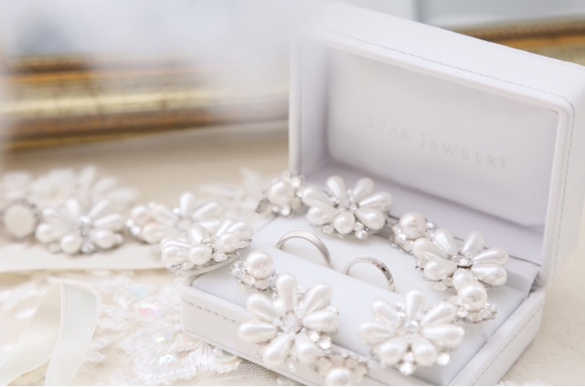 The Average Budget for a Sparkling Treasure on the Left Ring Finger: How Much is Reasonable for a Wedding Ring and Recommended Brands?にて紹介している画像