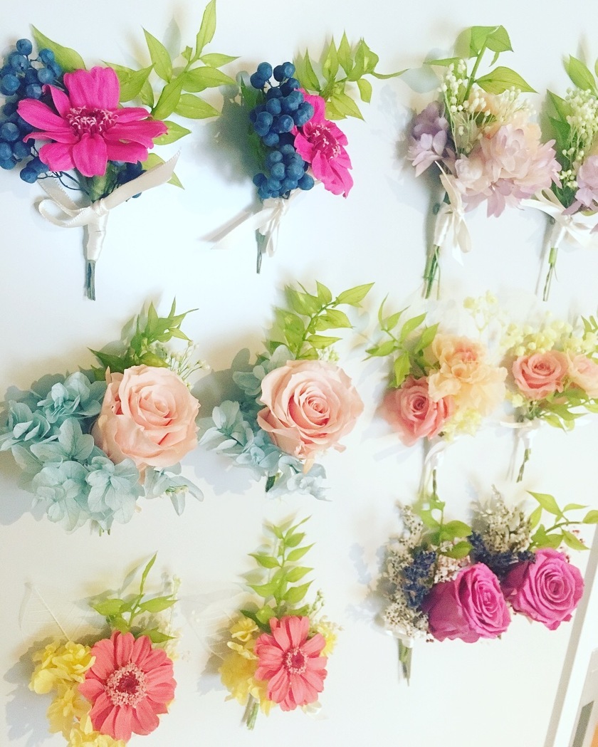 アラサー婚で人気！既婚・独身関係なく皆で楽しめるブーケトスの代わりの演出は？にて紹介している画像