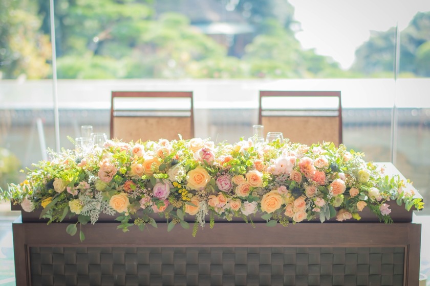 《メインテーブル》の種類によって違う！各高砂タイプの特徴やメリットデメリットまとめにて紹介している画像