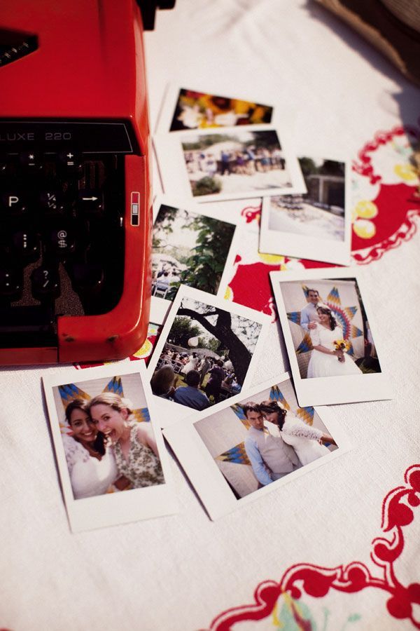"Embrace Warmth: Capture Wedding Memories with a Retro Cute Instant Camera!"にて紹介している画像
