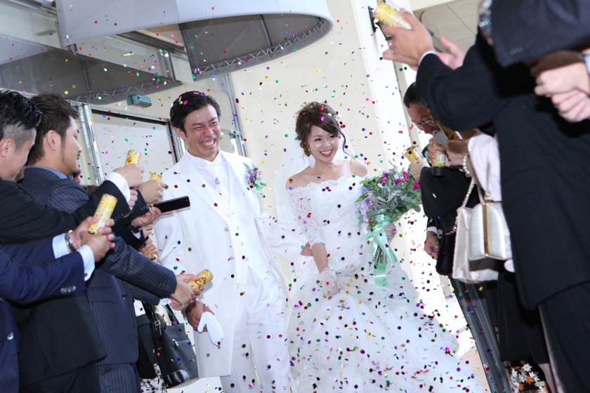 コンフェッティシャワーに使える♡《プッシュポンプコンフェッティ》がプチプラで手に入る雑貨屋さん４選♡にて紹介している画像