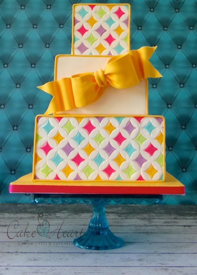 シンプルで可愛い♡squareのweddingケーキをあつめました♡にて紹介している画像