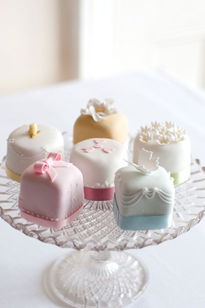 "Too Cute to Handle: Petit Gifts Filled with Gratitude for Guests"にて紹介している画像