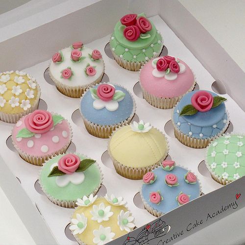 "Too Cute to Handle: Petit Gifts Filled with Gratitude for Guests"にて紹介している画像