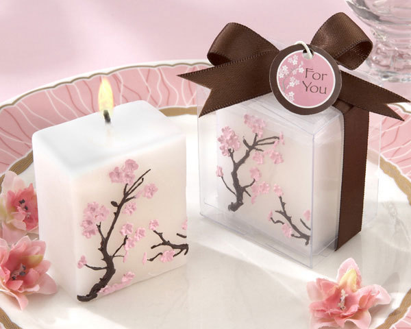Sakura Blooms: A Princess in a Pink Background - The Enchanting Sakura Wedding!にて紹介している画像