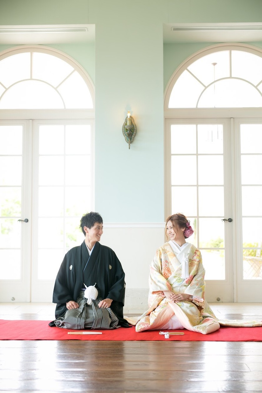 "Must-Check Before the Shoot! A Comprehensive Collection of Stunning Shots and Classic Poses for Traditional Japanese Wedding Photography"にて紹介している画像