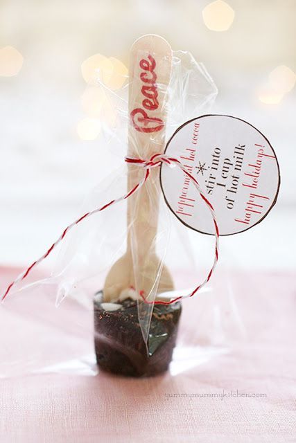 ホットミルクに幸せ溶かそう♡スプーンでチョコをちょこっとおすそわけ+°にて紹介している画像