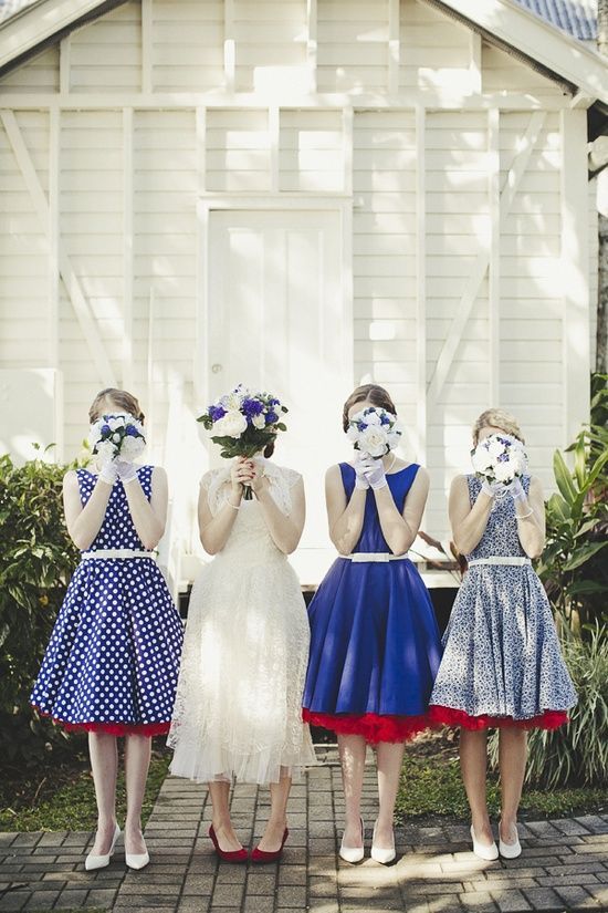 Charming 50's Fashion: A Collection of Wedding Dresses ♡にて紹介している画像